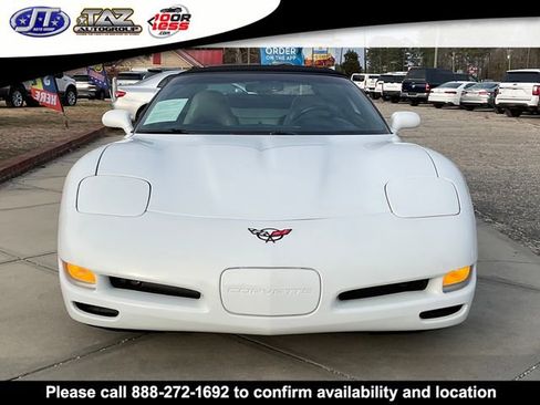 Used 1998 Chevrolet Corvette Convertible image 3