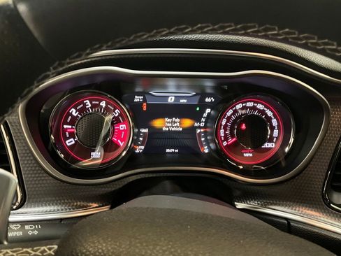 Used 2016 Dodge Challenger SRT Hellcat image 11