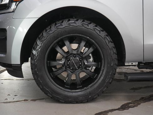 Used 2024 Ford Expedition Limited AWD/4WD image 29