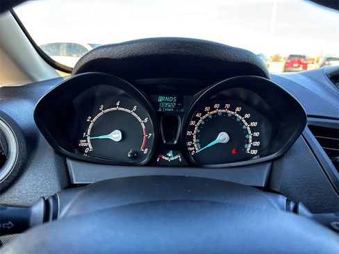 Used 2016 Ford Fiesta S image 15