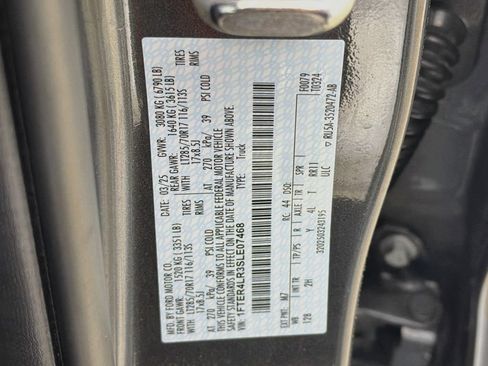 Used 2025 Ford Ranger Raptor AWD/4WD image 32
