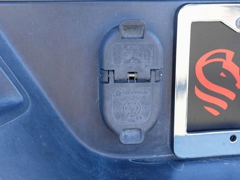 Used 2021 Jeep Gladiator Mojave image 10