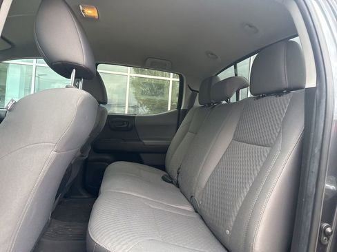 Used 2023 Toyota Tacoma SR AWD/4WD image 14