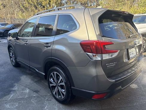 Used 2020 Subaru Forester Limited image 9