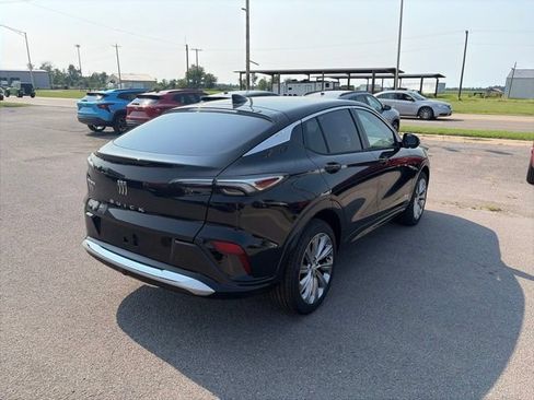 New 2026 Buick Envista Avenir FWD image 6