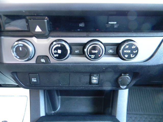 Used 2017 Toyota Tacoma SR5 w/ Tow Package AWD/4WD image 16