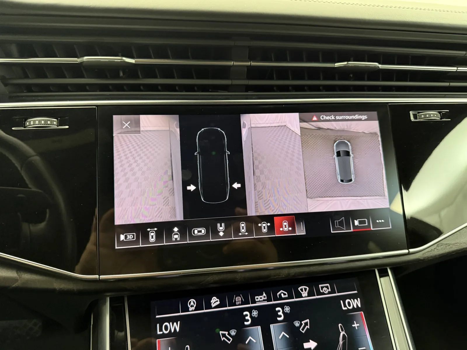 Used 2019 Audi Q8 Prestige AWD/4WD image 22