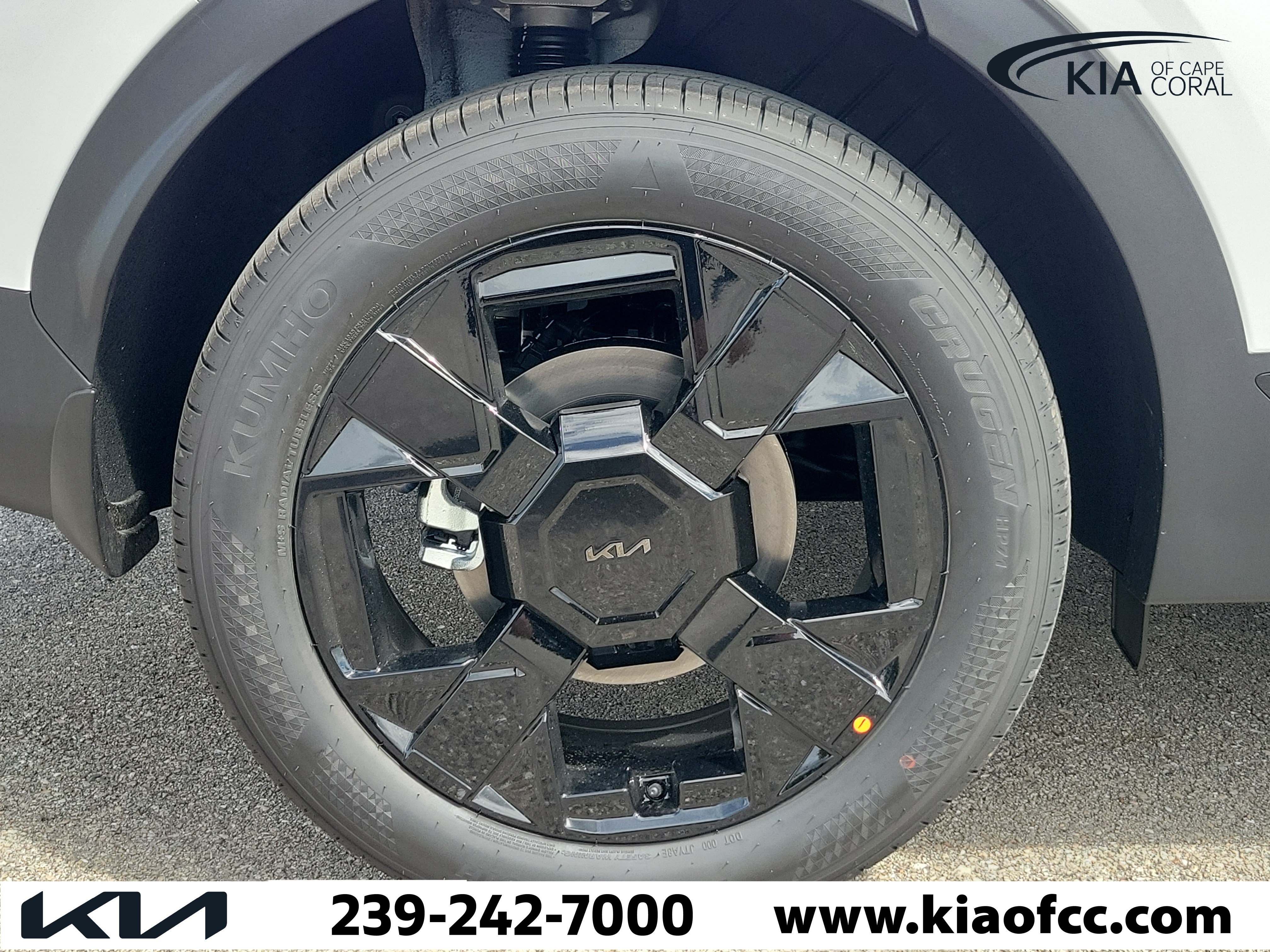 New 2027 Kia Sportage X-Line w/ X-Line Technology Package AWD/4WD image 9