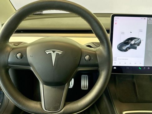Used 2021 Tesla Model 3 Performance image 10