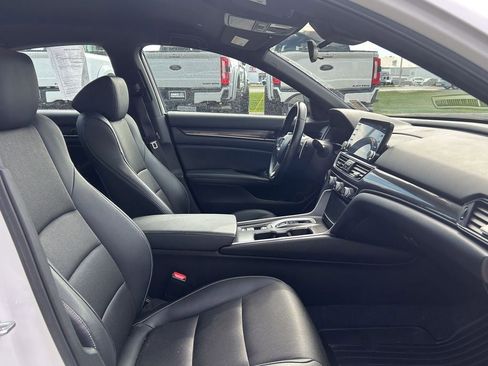 Used 2022 Honda Accord Sport image 19