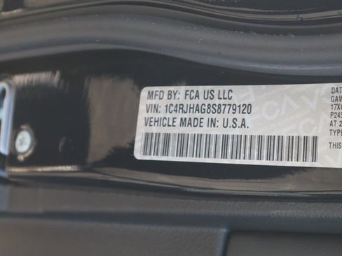 New 2025 Jeep Grand Cherokee Laredo image 25