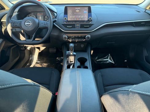 Certified 2025 Nissan Altima 2.5 S image 16