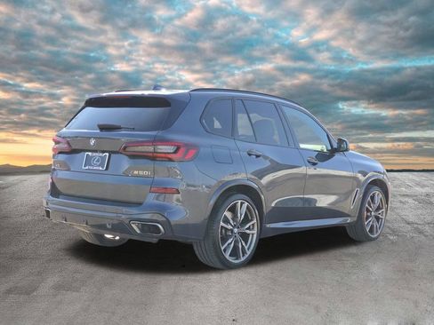 Used 2021 BMW X5 M50i image 8