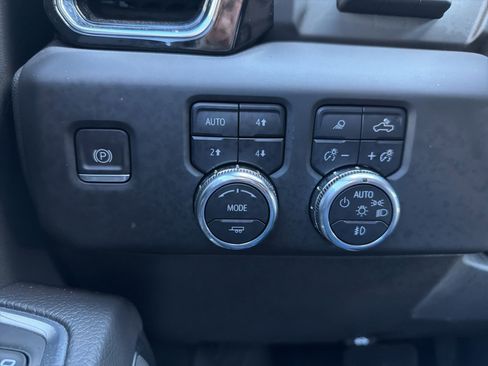 Used 2024 GMC Sierra 1500 Denali w/ Denali Reserve Package AWD/4WD image 87