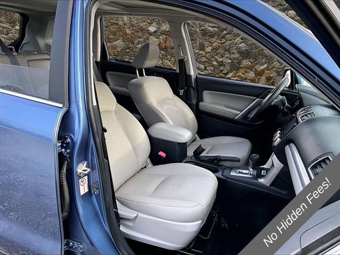 Used 2016 Subaru Forester 2.5i Limited AWD/4WD image 7