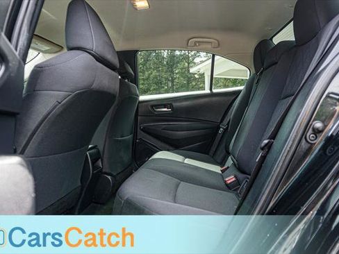 Used 2020 Toyota Corolla LE image 21