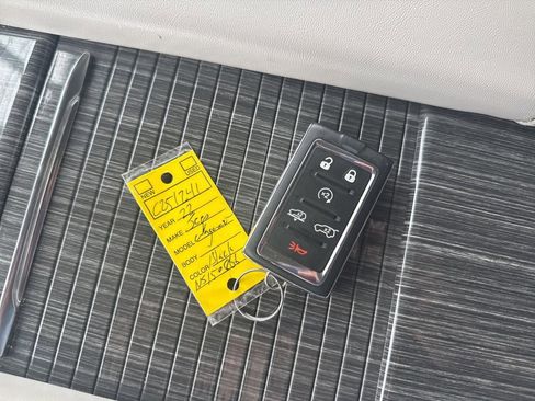 Used 2022 Jeep Wagoneer Series III w/ Premium Group I image 63