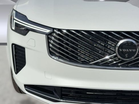 New 2026 Volvo XC90 T8 Plus image 28