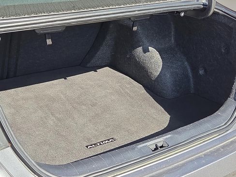 Used 2023 Nissan Altima 2.5 SL image 9