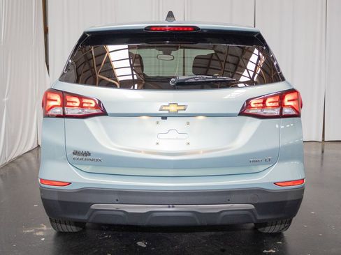 Used 2022 Chevrolet Equinox LT AWD/4WD image 3