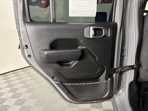 Used 2023 Jeep Wrangler Unlimited Sport AWD/4WD image 40