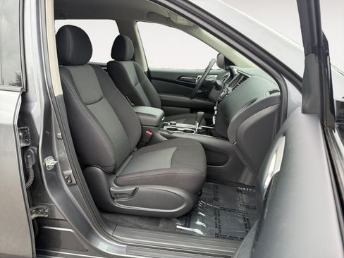 Used 2020 Nissan Pathfinder S AWD/4WD image 24