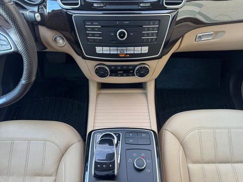 Used 2018 Mercedes-Benz GLE 350 4MATIC image 9