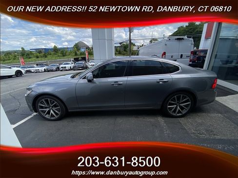 Used 2017 Volvo S90 T6 Momentum w/ Vision Package AWD/4WD image 3