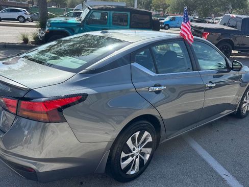 Used 2019 Nissan Altima 2.5 S image 5