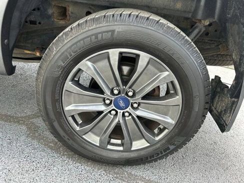 Used 2018 Ford F150 XLT w/ Equipment Group 302A Luxury AWD/4WD image 58