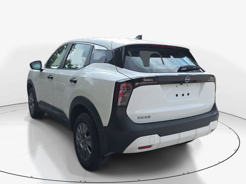 Used 2026 Nissan Kicks S FWD image 6