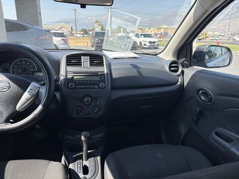 Used 2015 Nissan Versa S Plus FWD image 9