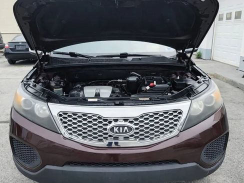 Used 2011 Kia Sorento LX image 27