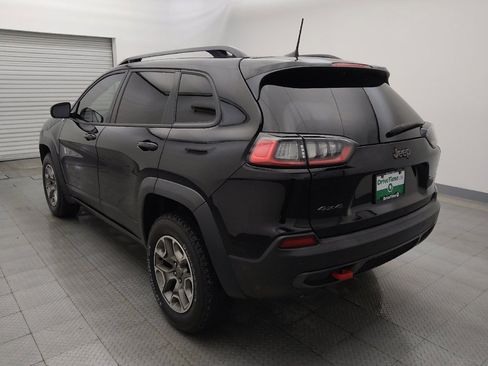 Used 2022 Jeep Cherokee Trailhawk image 5
