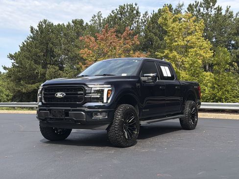 Used 2025 Ford F150 Lariat w/ Equipment Group 501A Mid AWD/4WD image 14