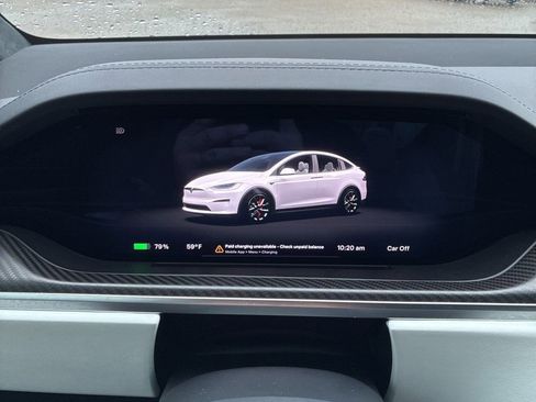 Used 2023 Tesla Model X Plaid image 4