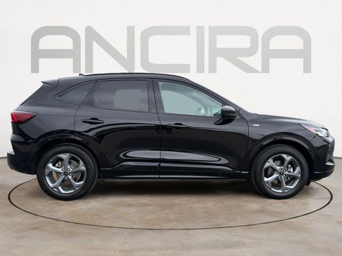 Used 2024 Ford Escape ST-Line w/ Equipment Group 301A FWD image 12
