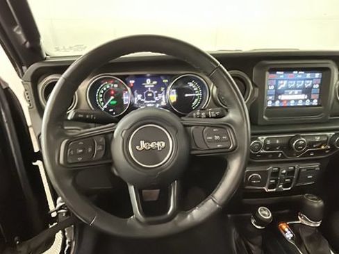 Used 2023 Jeep Wrangler Unlimited w/ Cold Weather Group AWD/4WD image 13