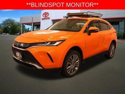 Used 2021 Toyota Venza XLE w/ Softex Package image 6