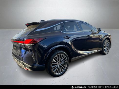 Used 2024 Lexus RX 350 w/ Convenience Package image 3