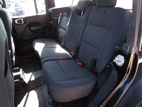 Used 2021 Jeep Wrangler Unlimited Sport image 13