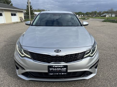 Used 2020 Kia Optima LX FWD image 9