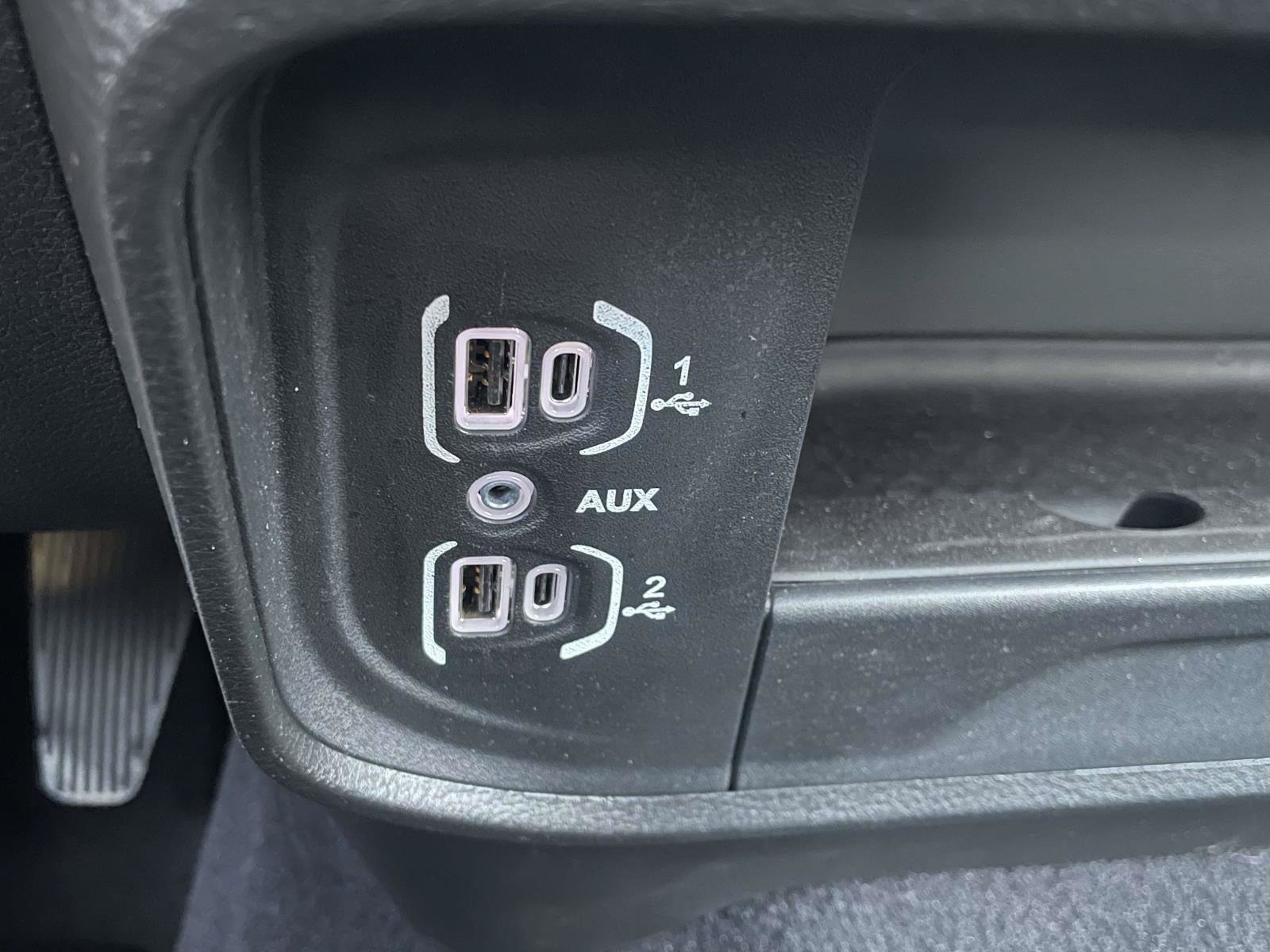 Used 2025 RAM 2500 Big Horn AWD/4WD image 22