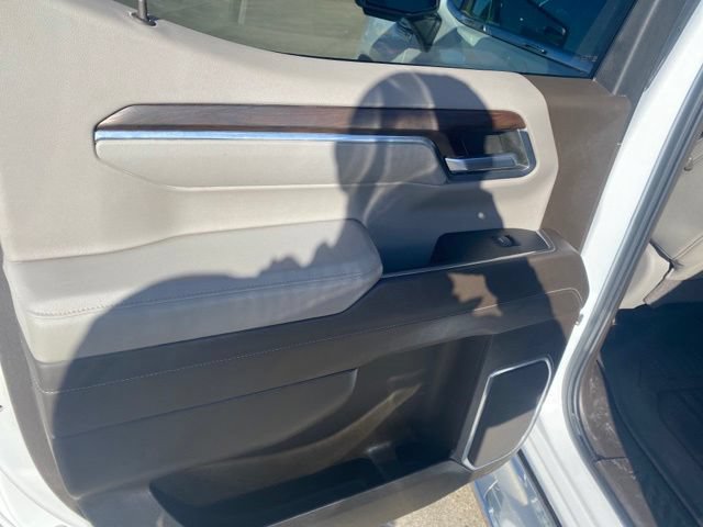 Used 2023 GMC Sierra 1500 SLT w/ SLT Premium Package AWD/4WD image 12
