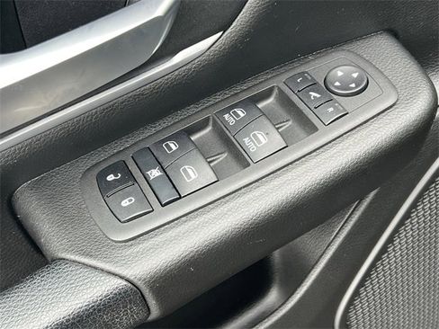 Certified 2022 RAM 1500 Big Horn image 17