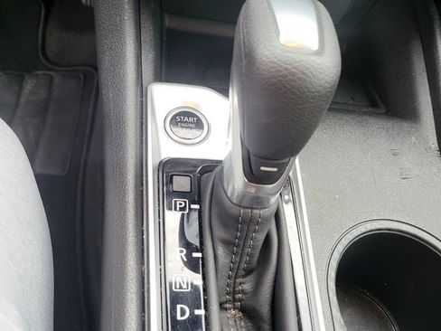 Used 2025 Nissan Altima 2.5 SV FWD image 5