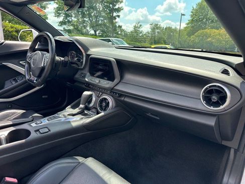 Used 2016 Chevrolet Camaro SS RWD image 43
