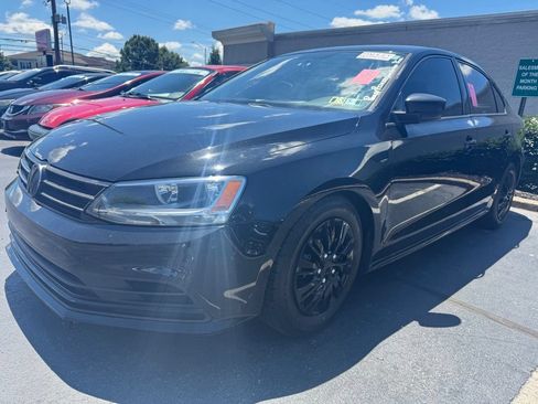 Used 2016 Volkswagen Jetta S FWD image 1