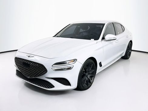 Used 2022 Genesis G70 3.3T RWD image 3