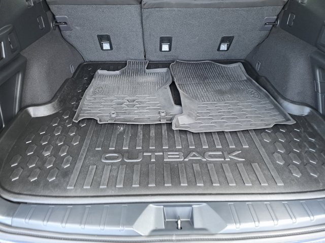 Certified 2025 Subaru Outback Premium AWD/4WD image 29